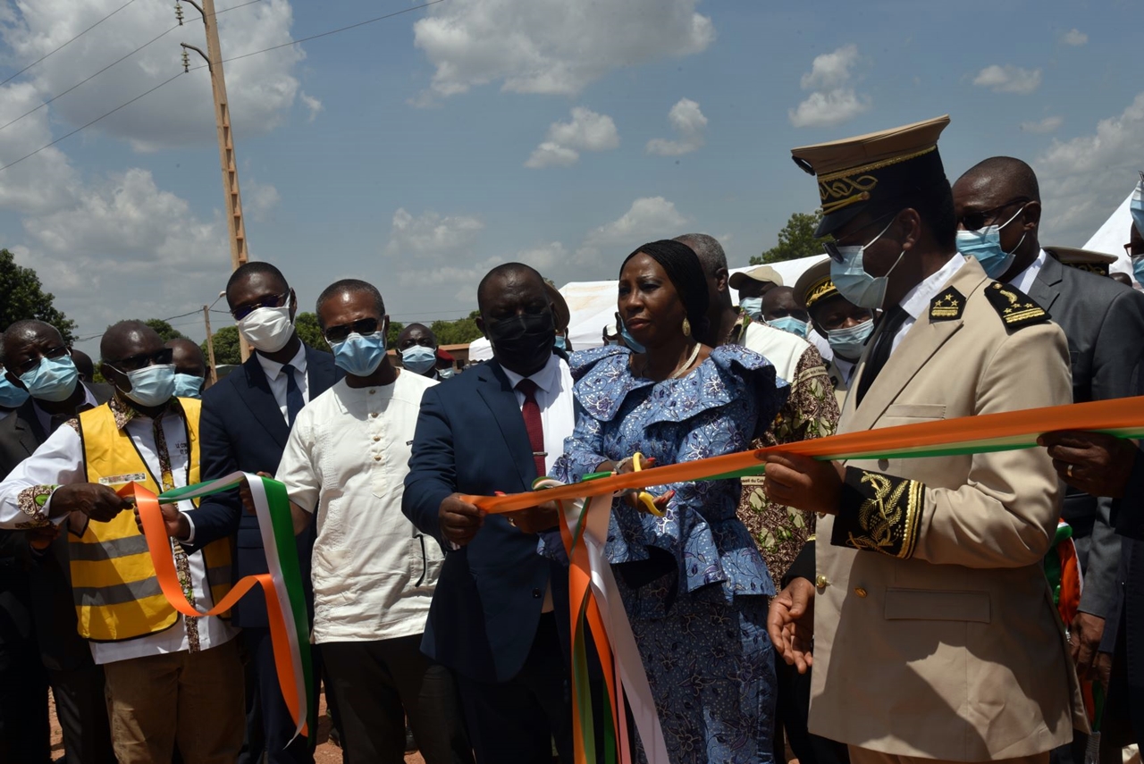 thumbnail of  New laboratory for spectral analysis of soils and plants in Côte d'Ivoire